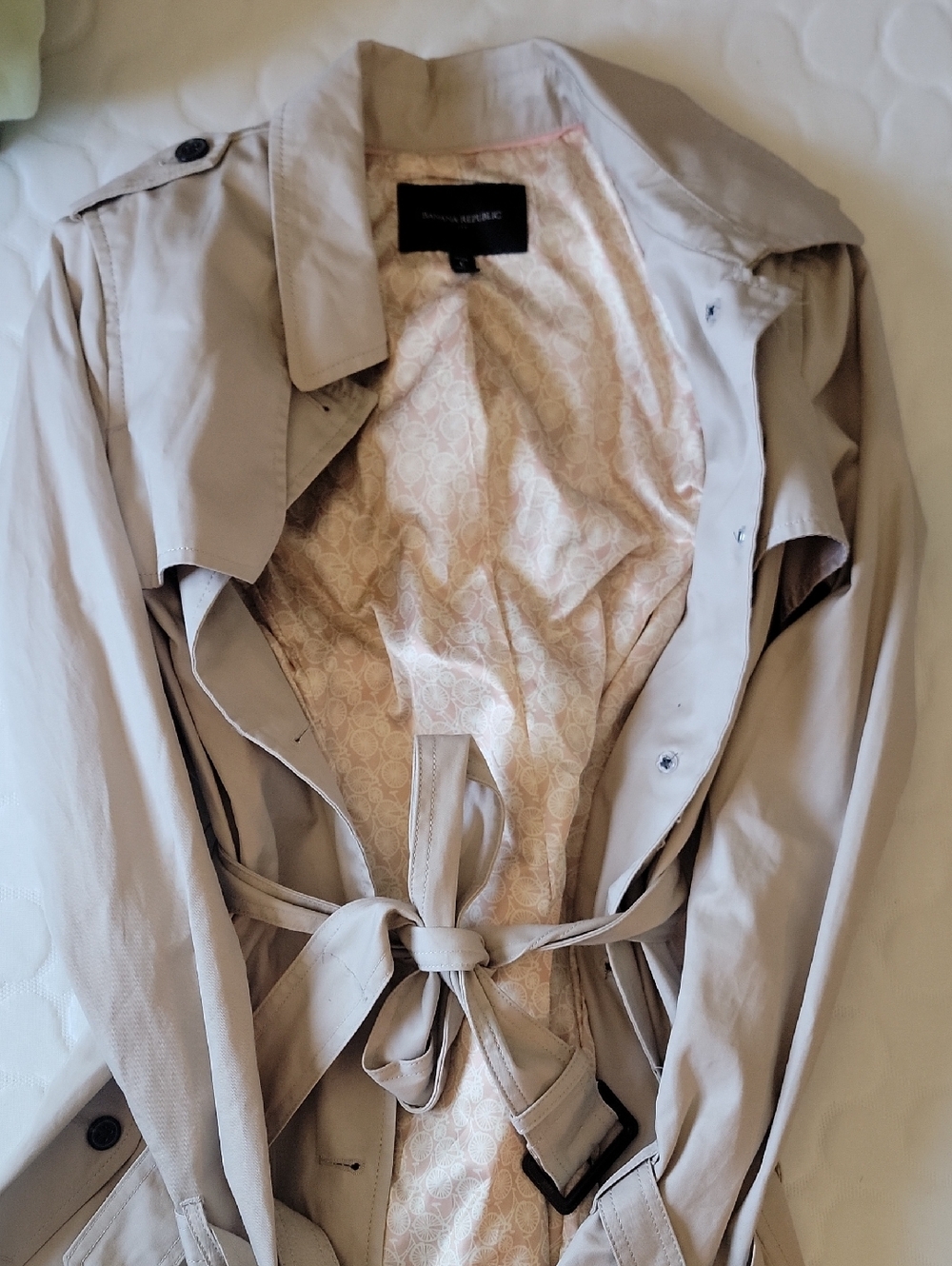 Banana Republic Light Beige Trench Coat with Tie Waist